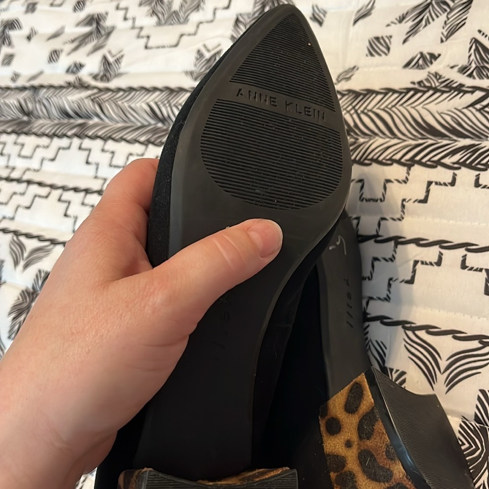Anne Klein Leopard Print Heel Shoes Size 9.5 - Picture 10 of 10